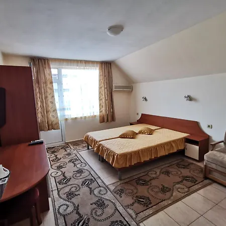 Georgieva 2* Ravda